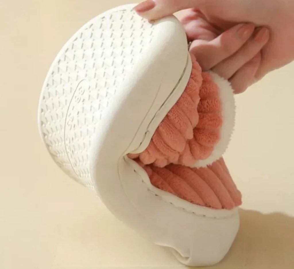 Prima Scelta | Pantofole invernali terapeutiche FluffEase – Calore sempre | Compra 1, ricevi 1 gratis